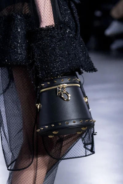 Look 61